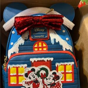 Disney Loungefly Mini Backpack - Mickey And Friends Happy Holidays